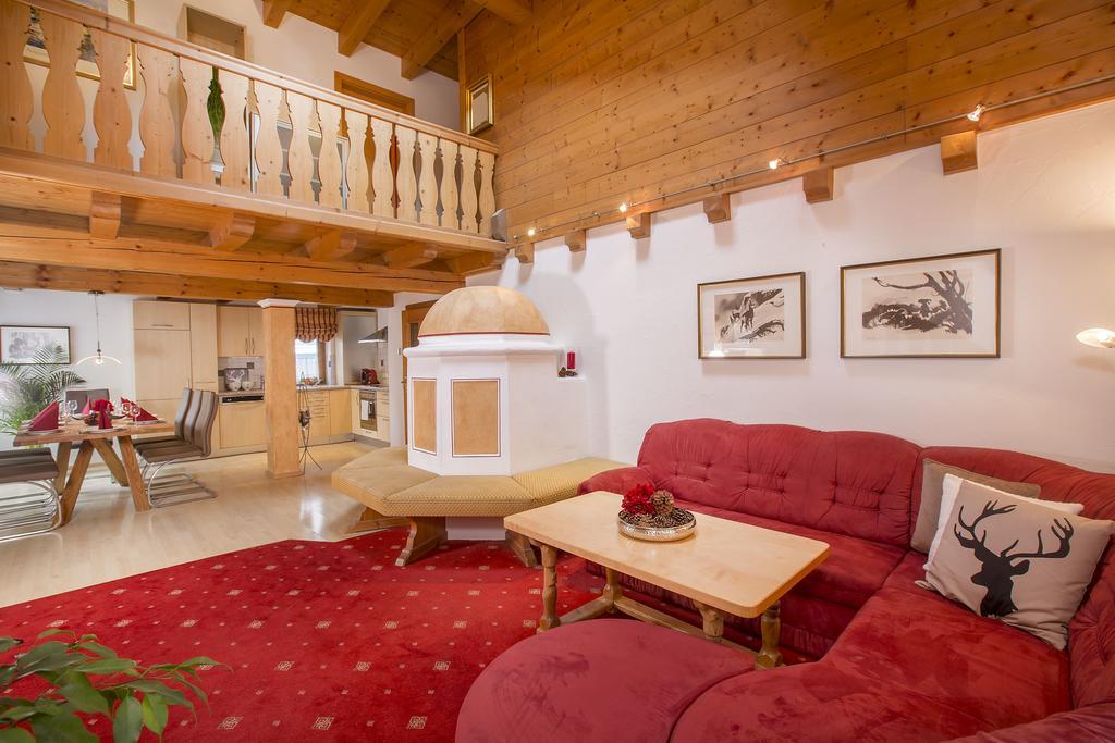 Landhaus Zirmhof Saalbach-Hinterglemm Oda fotoğraf